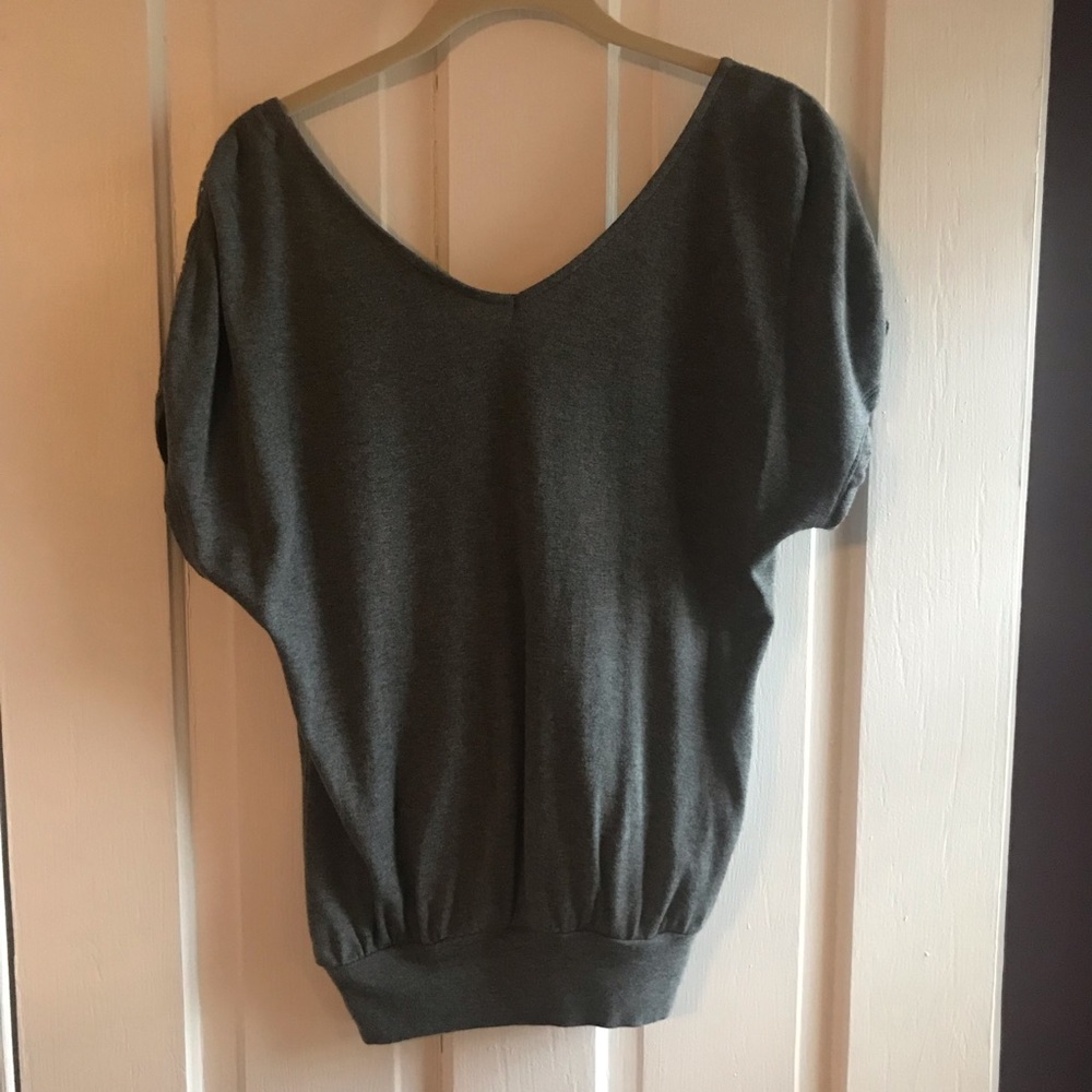Express Top - Picture 4 of 4